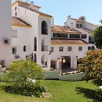 Luxury Apartment Near The Sea
